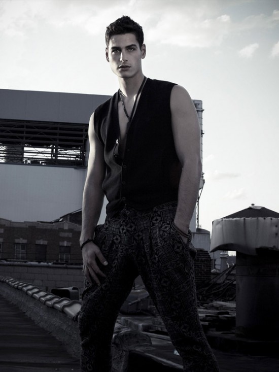 Mari-editorial-2-09